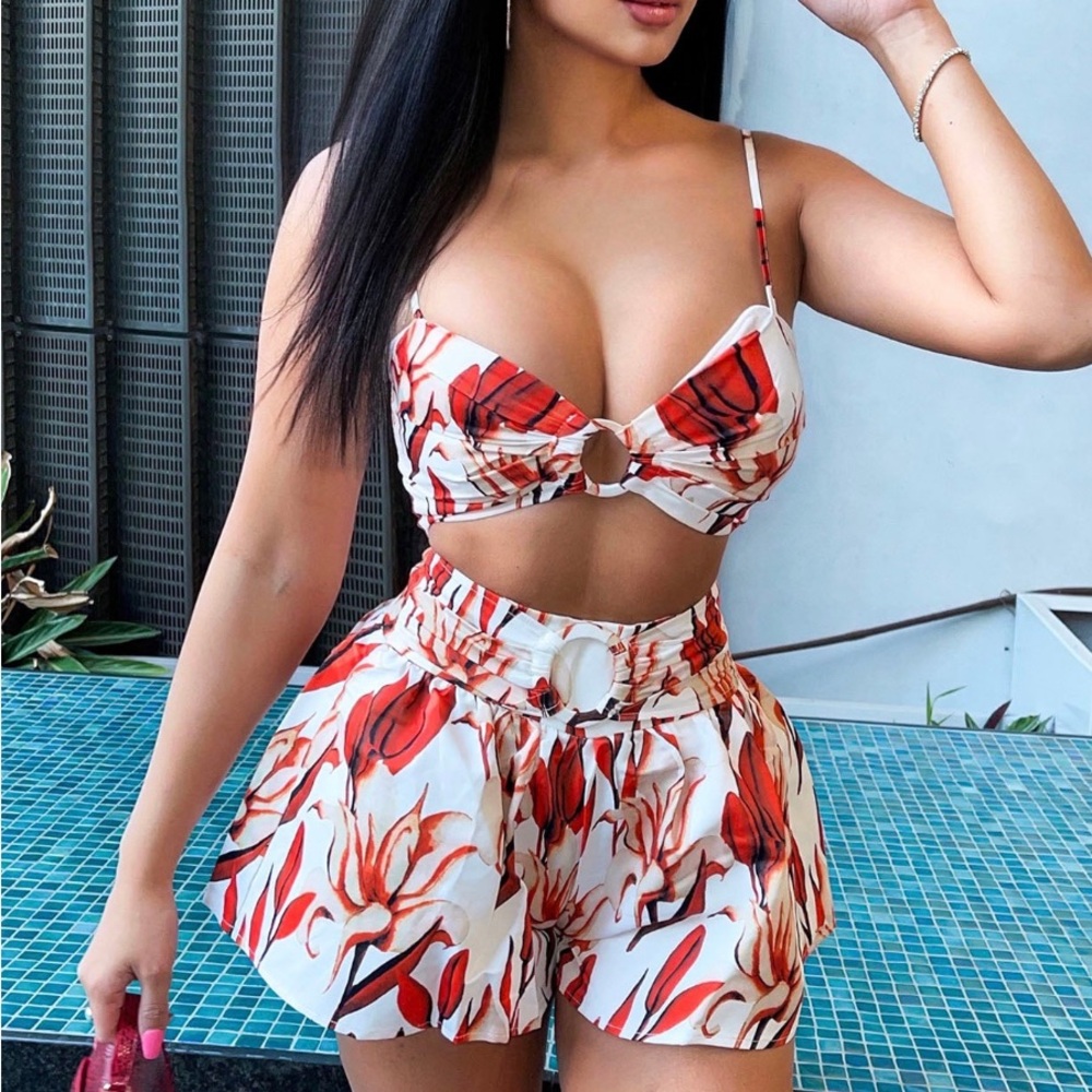 Fashion Nova Delilah Floral short set